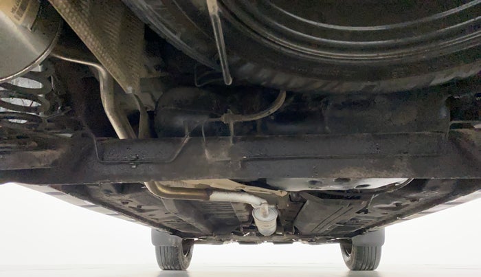 2015 Renault Duster RXL PETROL, Petrol, Manual, 32,485 km, Rear Underbody