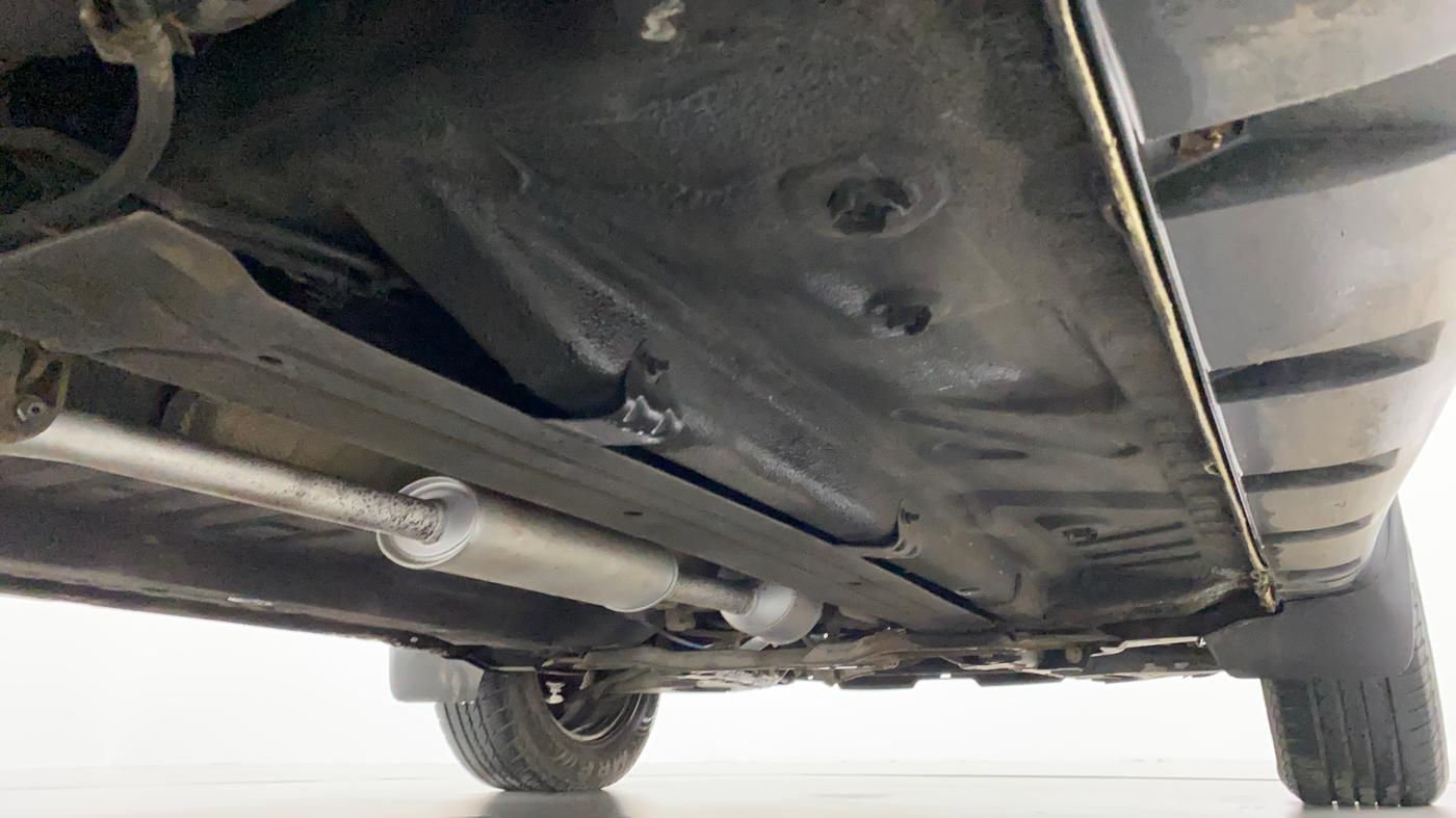 2015 Renault Duster RXL PETROL, Petrol, Manual, 32,485 km, Right Side Underbody