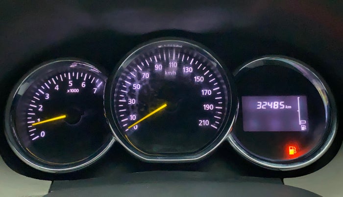 2015 Renault Duster RXL PETROL, Petrol, Manual, 32,485 km, Odometer Image