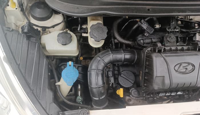 2016 Hyundai Eon SPORTZ, Petrol, Manual, 23,628 km, Engine View - Right