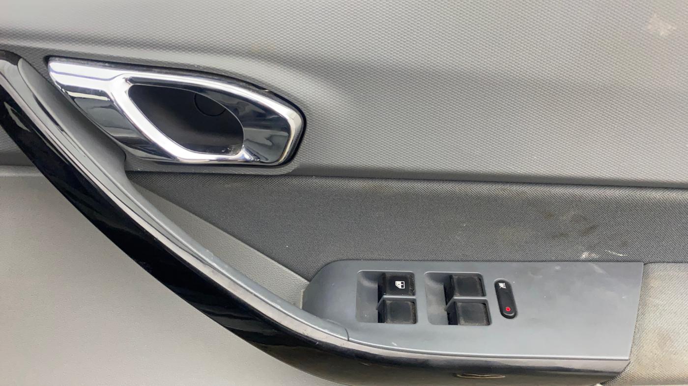 2021 Tata TIGOR XZA PLUS PETROL, Petrol, Automatic, 71,984 km, Driver Side Door Panels Control