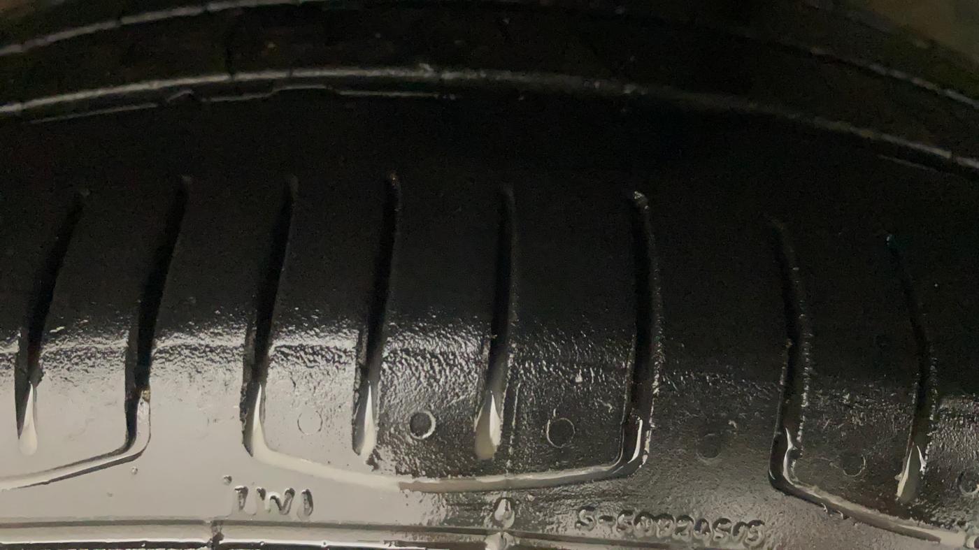 2021 Tata TIGOR XZA PLUS PETROL, Petrol, Automatic, 71,984 km, Right Front Tyre Tread