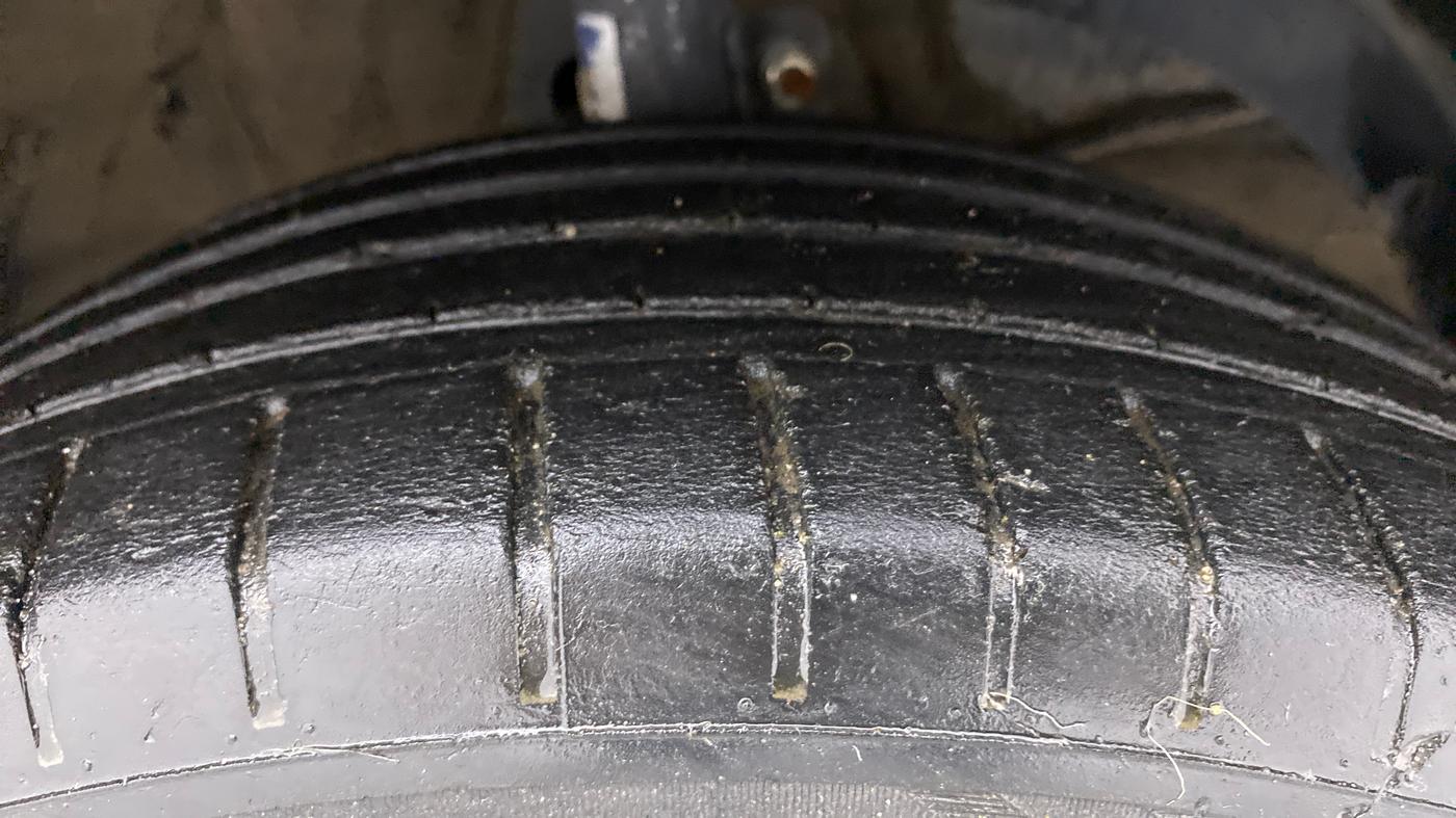 2017 Maruti Baleno ALPHA PETROL 1.2, Petrol, Manual, 65,664 km, Right Front Tyre Tread