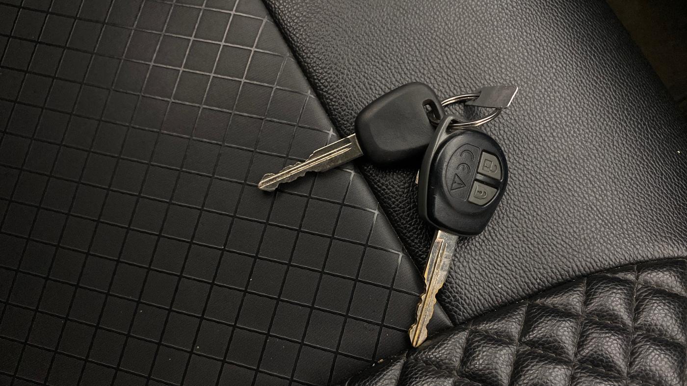 2024 Maruti Alto K10 VXi Plus (O), Petrol, Manual, 14,469 km, Key Close Up