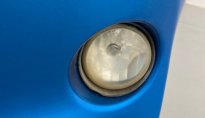 2012 Toyota Etios Liva GD, Diesel, Manual, 79,614 km, Left fog light - Not working/Broken