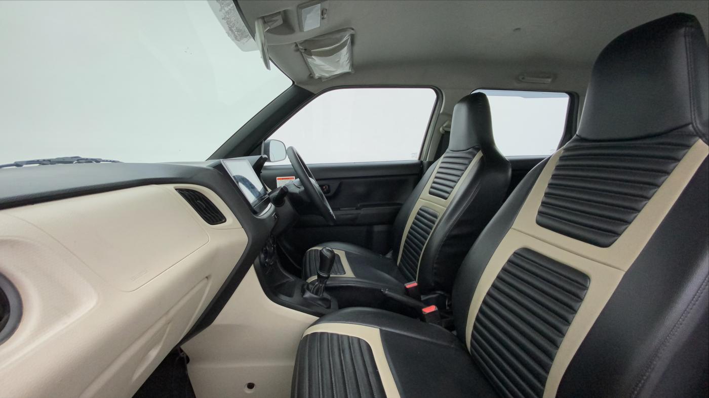 2021 Maruti New Wagon-R LXI CNG (O) 1.0, CNG, Manual, 53,136 km, Right Side Front Door Cabin