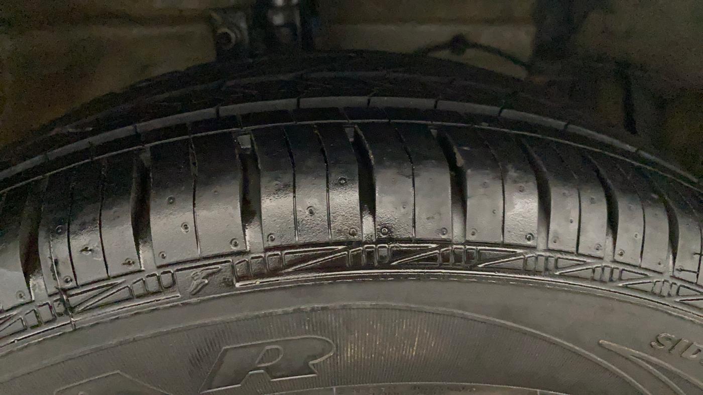 2017 Maruti Ciaz VXI+, Petrol, Manual, 50 km, Right Front Tyre Tread