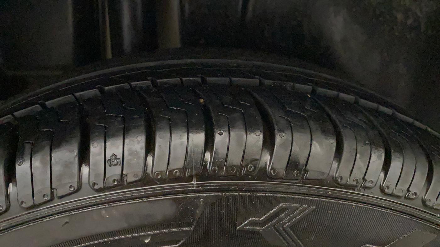 2017 Maruti Ciaz VXI+, Petrol, Manual, 50 km, Right Rear Tyre Tread