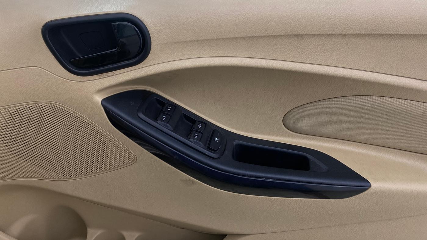 2019 Ford Figo Aspire TITANIUM 1.2 PETROL, Petrol, Manual, 32,501 km, Driver Side Door Panels Control