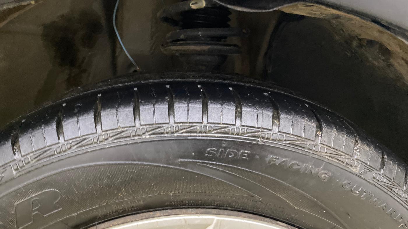 2022 Maruti IGNIS DELTA 1.2, Petrol, Manual, 1,43,491 km, Right Front Tyre Tread