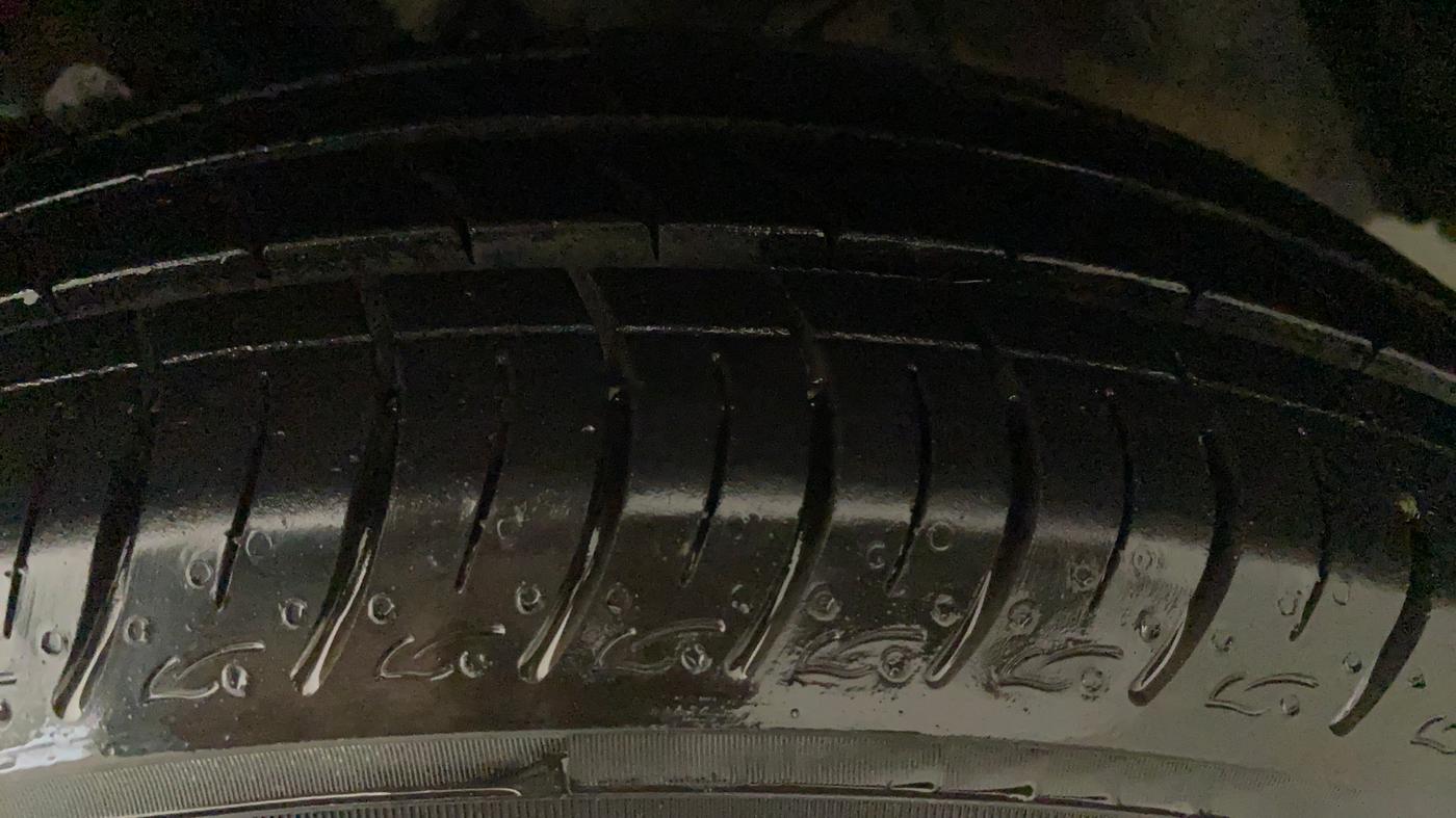 2020 Maruti Baleno DELTA PETROL 1.2, Petrol, Manual, 33,723 km, Left Rear Tyre Tread