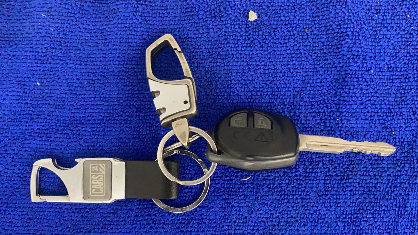 2020 Maruti Baleno DELTA PETROL 1.2, Petrol, Manual, 33,723 km, Key Close Up