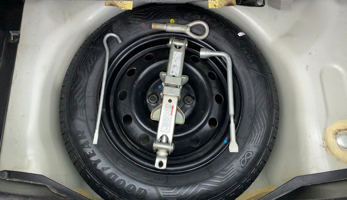 2017 Maruti Swift VDI, Diesel, Manual, 97,709 km, Spare Tyre