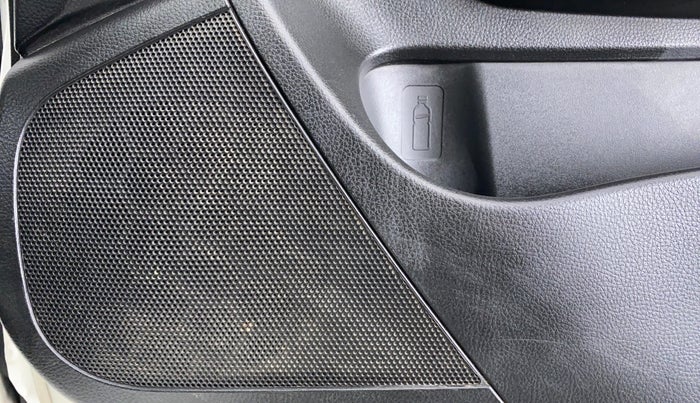 2017 Maruti Swift VDI, Diesel, Manual, 97,709 km, Speaker