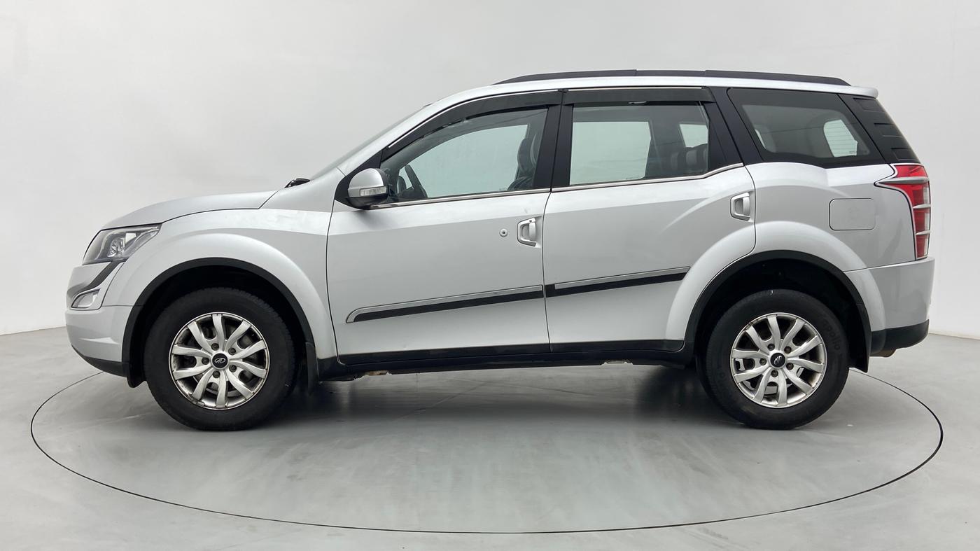 2018 Mahindra XUV500 W10 AT, Diesel, Automatic, 31,558 km, Left Side