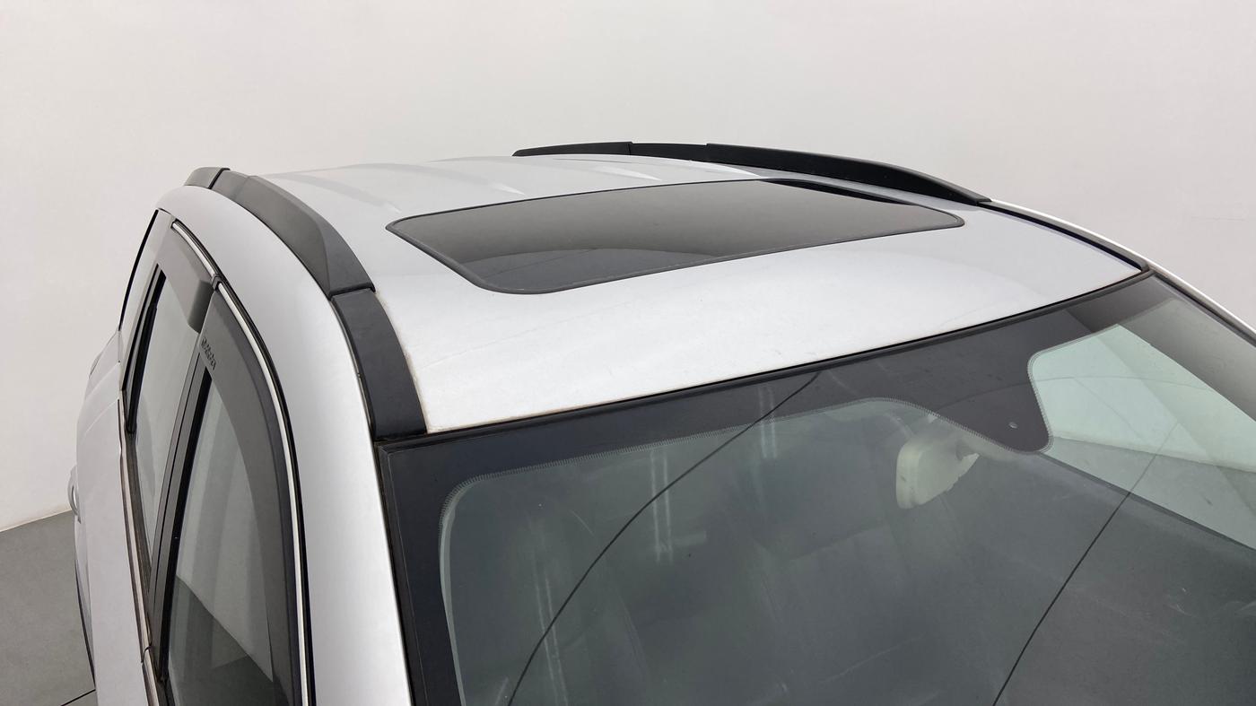 2018 Mahindra XUV500 W10 AT, Diesel, Automatic, 31,558 km, Roof