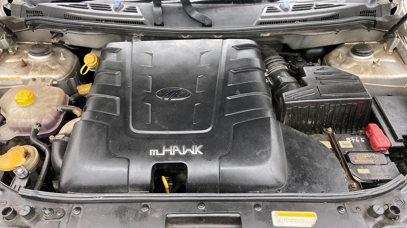 2018 Mahindra XUV500 W10 AT, Diesel, Automatic, 31,558 km, Open Bonet