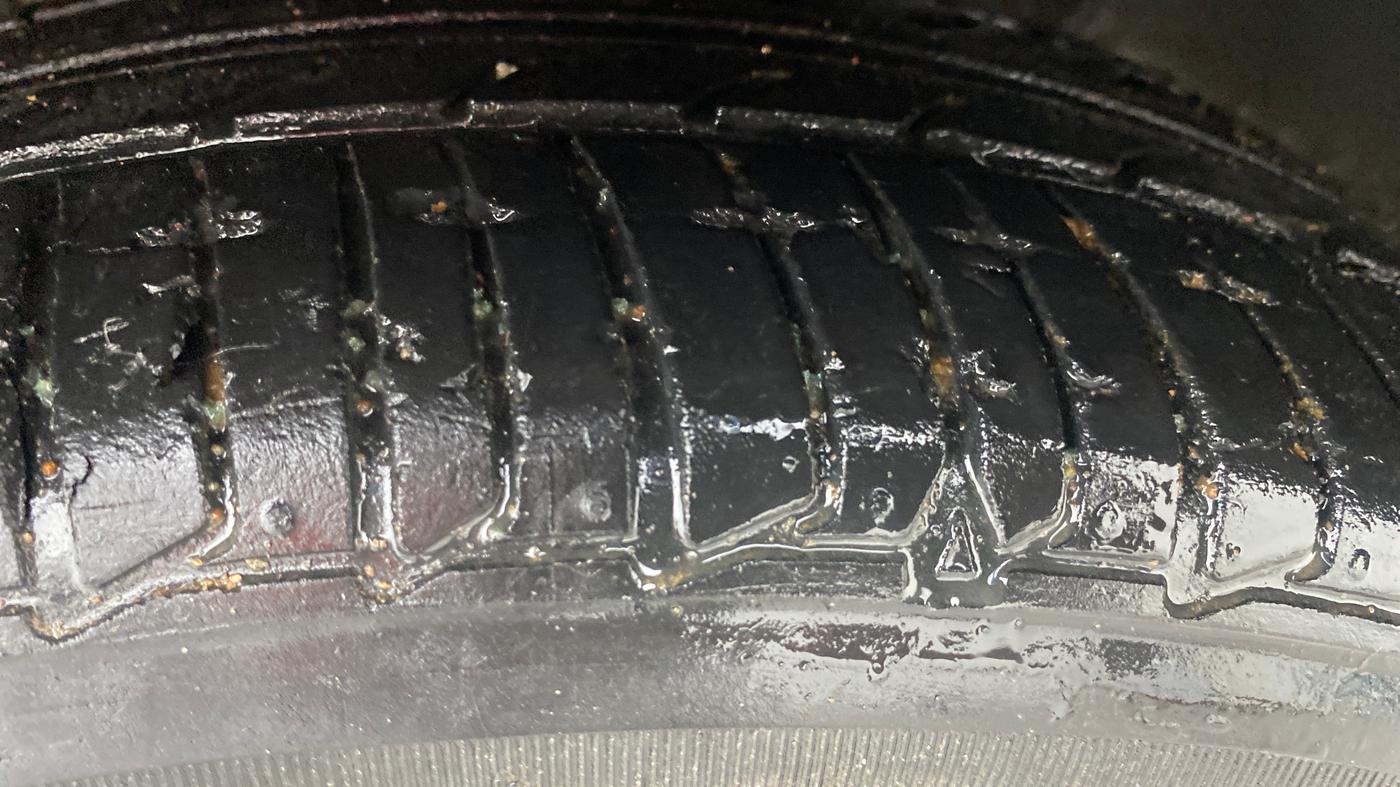 2021 Tata TIGOR XZ PLUS PETROL, Petrol, Manual, 45,688 km, Right Front Tyre Tread