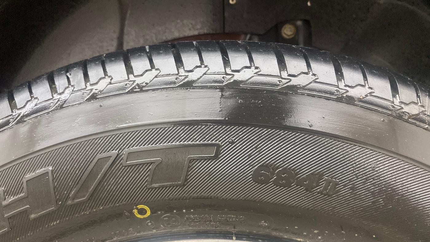 2018 Mahindra XUV500 W5, Diesel, Manual, 1,45,793 km, Left Rear Tyre Tread