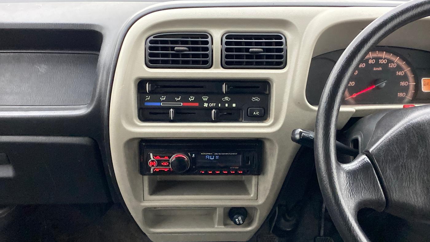 2018 Maruti Eeco 5 STR WITH AC PLUSHTR, Petrol, Manual, 46,546 km, Air Conditioner