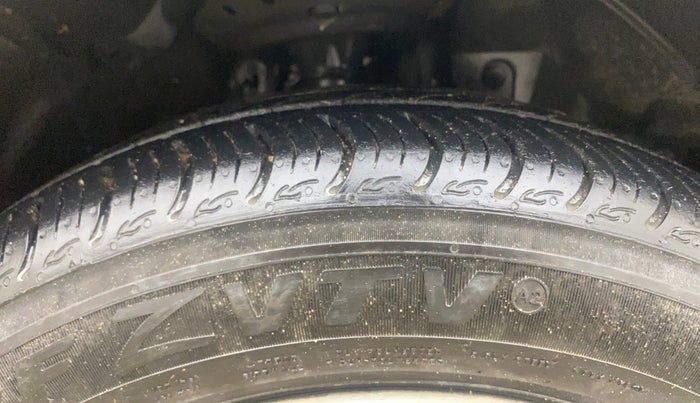 2015 Honda Jazz 1.2L I-VTEC V AT, Petrol, Automatic, 64,997 km, Right Front Tyre Tread