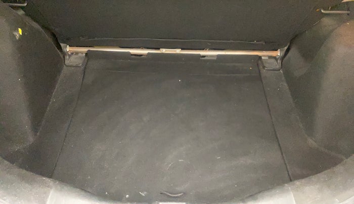 2015 Honda Jazz 1.2L I-VTEC V AT, Petrol, Automatic, 64,997 km, Boot Inside