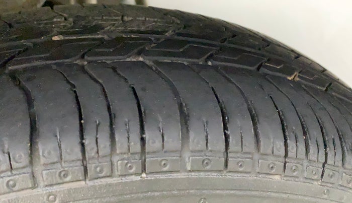 2012 Maruti Zen Estilo LXI, Petrol, Manual, 62,608 km, Left Rear Tyre Tread