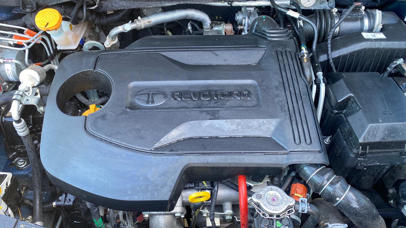 2024 Tata ALTROZ XZ DIESEL, Diesel, Manual, 16,041 km, Engine View