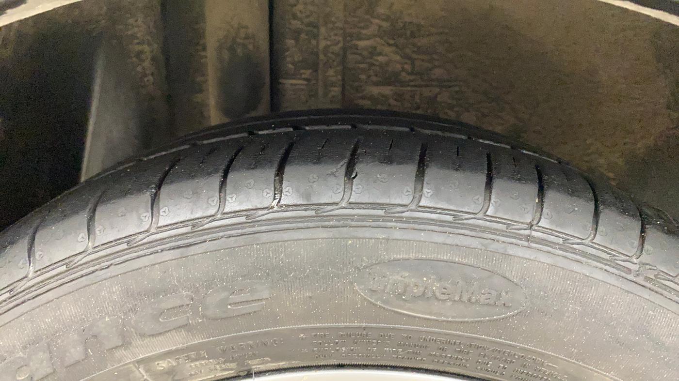 2019 Ford FREESTYLE TITANIUM 1.2 PETROL, Petrol, Manual, 40,133 km, Right Rear Tyre Tread