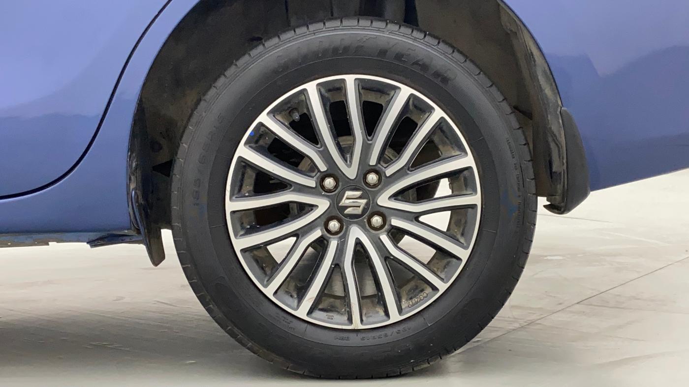 2017 Maruti Dzire ZXI PLUS AMT, Petrol, Automatic, 1,13,117 km, Left Rear Wheel