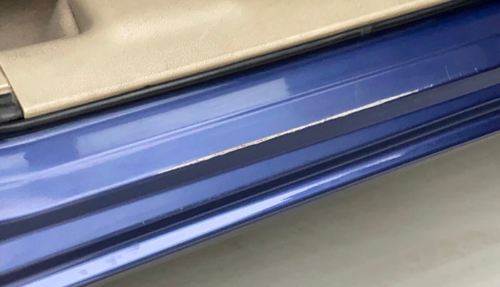 2017 Maruti Dzire ZXI PLUS AMT, Petrol, Automatic, 1,13,117 km, Right running board - Minor scratches
