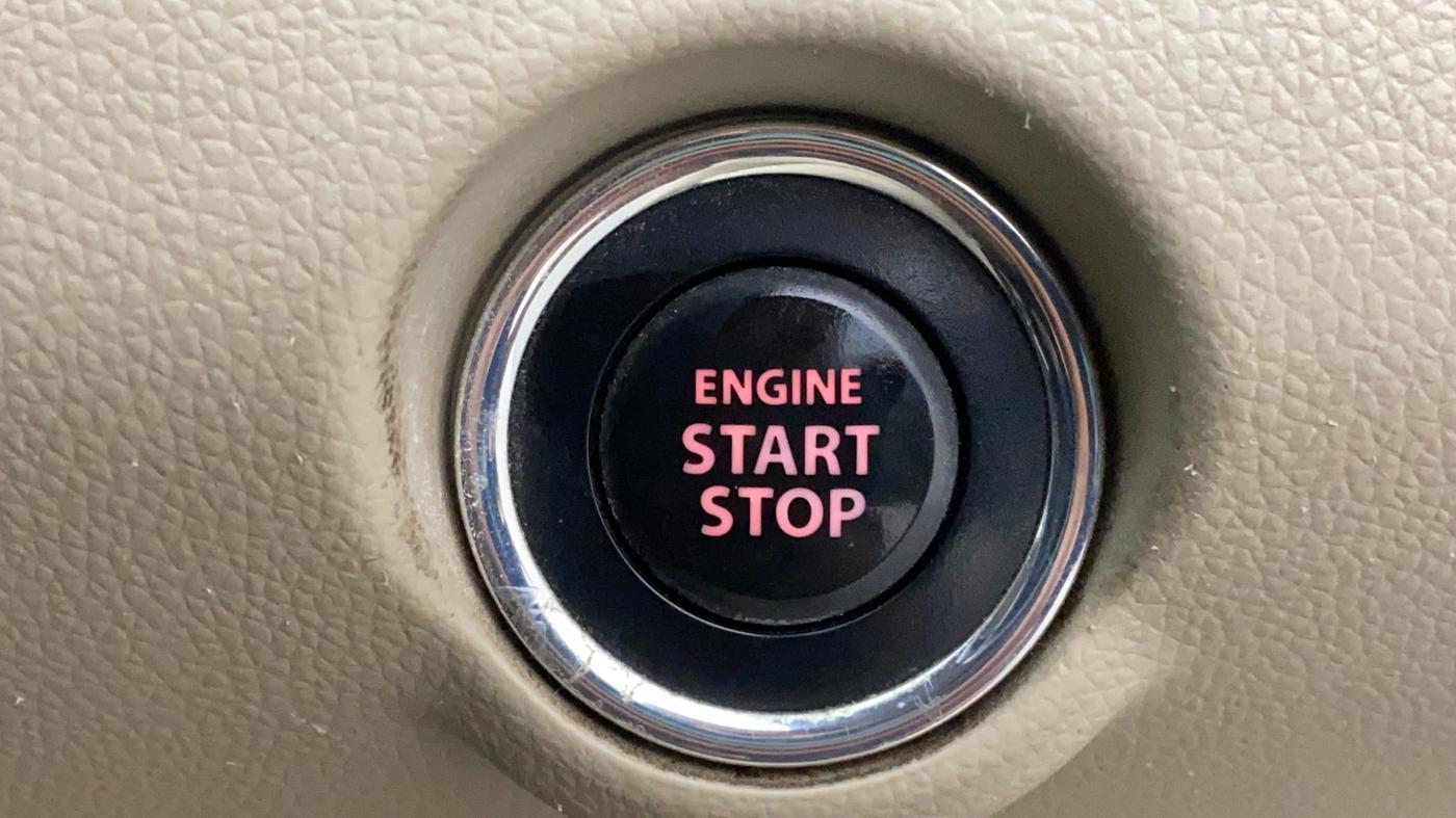 2017 Maruti Dzire ZXI PLUS AMT, Petrol, Automatic, 1,13,117 km, Keyless Start/ Stop Button