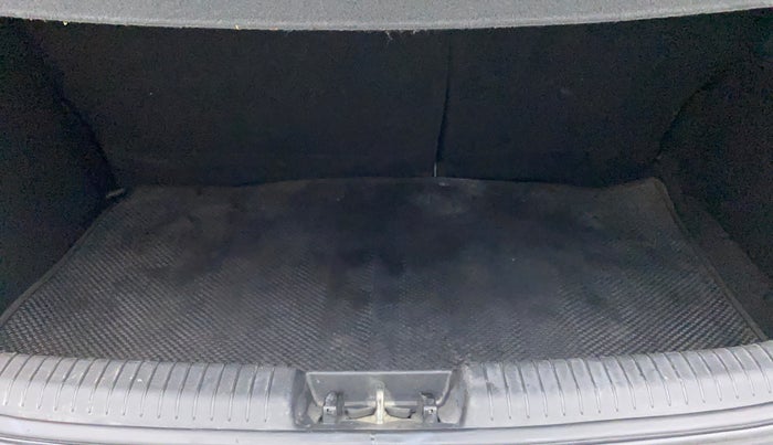 2013 Hyundai i20 ASTA 1.2, Petrol, Manual, 47,795 km, Boot Inside
