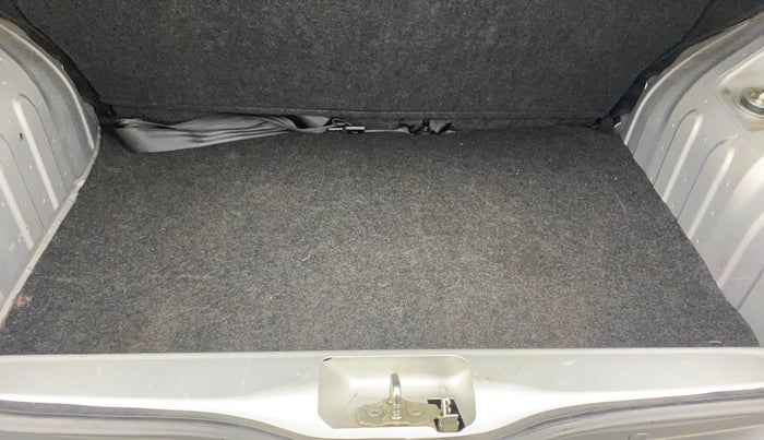 2018 Renault Kwid RXT 1.0 AMT (O), Petrol, Automatic, 41,563 km, Boot Inside