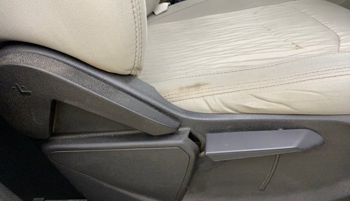 2016 Ford Ecosport TITANIUM 1.5L DIESEL, Diesel, Manual, 1,36,207 km, Driver Side Adjustment Panel