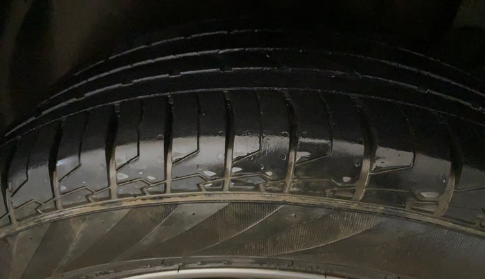 2021 KIA SELTOS HTX IVT 1.5 PETROL, Petrol, Automatic, 37,239 km, Left Rear Tyre Tread