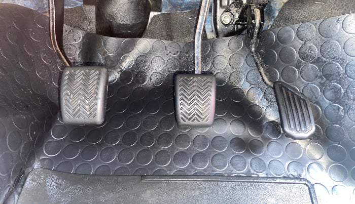 2014 Toyota Etios CROSS 1.4 VD, Diesel, Manual, 73,527 km, Pedals