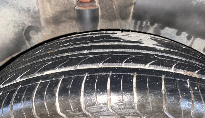 2021 KIA SELTOS HTK PLUS 1.5 DIESEL, Diesel, Manual, 1,00,820 km, Right Rear Tyre Tread