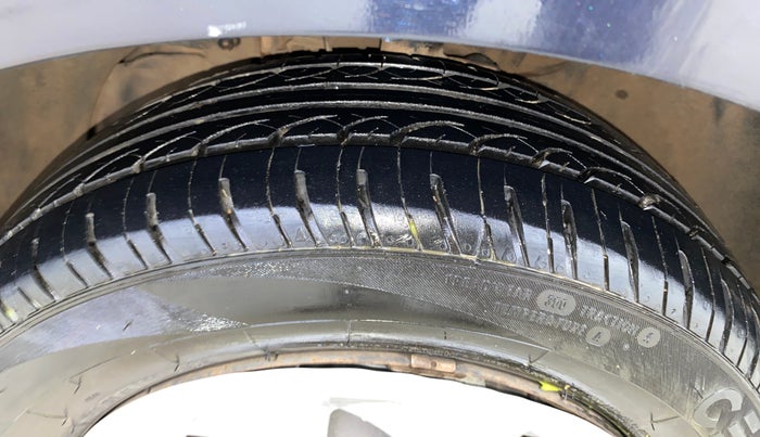 2022 Tata Tiago XT CNG, CNG, Manual, 35,556 km, Left Front Tyre Tread