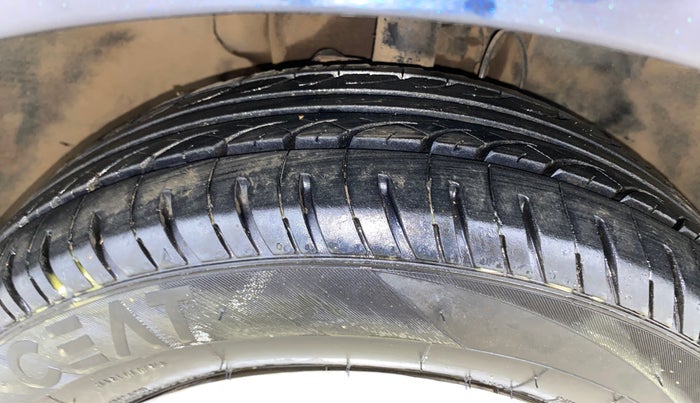 2022 Tata Tiago XT CNG, CNG, Manual, 35,556 km, Right Front Tyre Tread