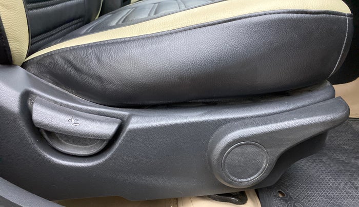 2014 Hyundai Grand i10 ASTA AT 1.2 KAPPA VTVT, Petrol, Automatic, 86,318 km, Driver Side Adjustment Panel