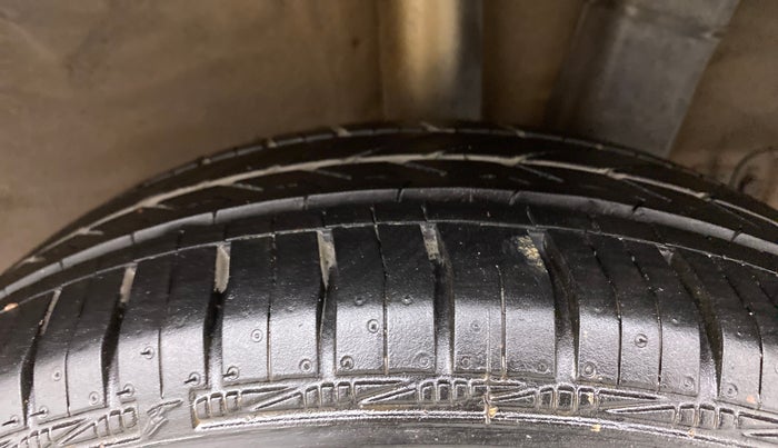 2014 Hyundai Grand i10 ASTA AT 1.2 KAPPA VTVT, Petrol, Automatic, 86,318 km, Left Rear Tyre Tread