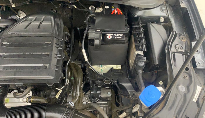 2024 Volkswagen VIRTUS HIGHLINE TSI 1.0 AT, Petrol, Automatic, 15,985 km, Engine View - Left