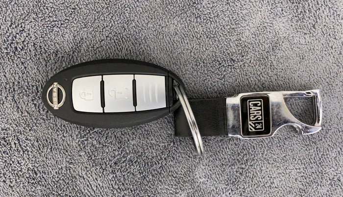 2023 Nissan MAGNITE XV MT, Petrol, Manual, 4,549 km, Key Close Up