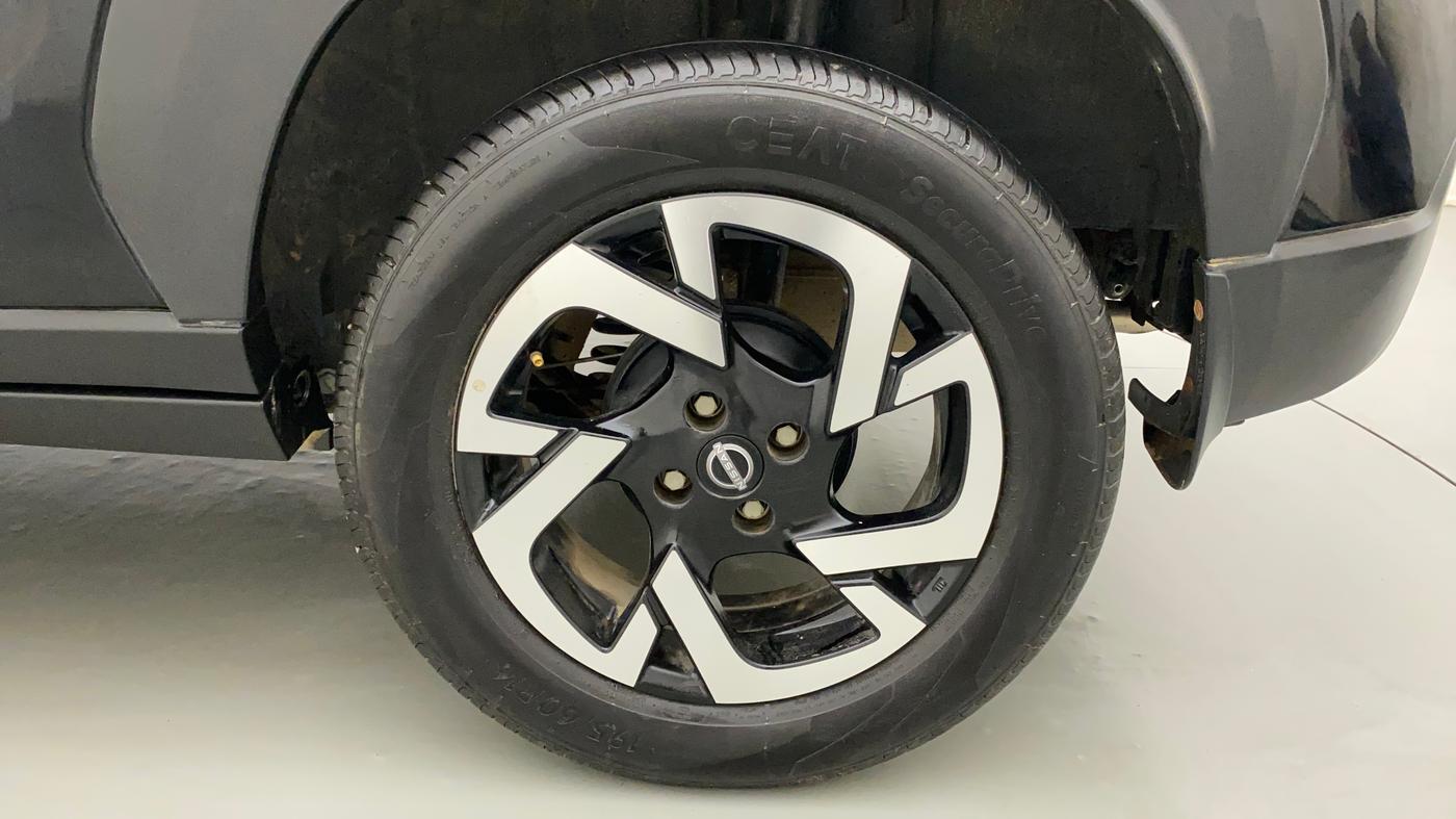 2023 Nissan MAGNITE XV MT, Petrol, Manual, 4,549 km, Left Rear Wheel