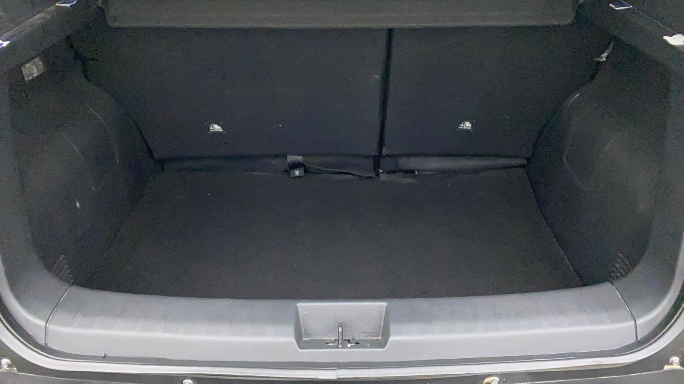 2023 Nissan MAGNITE XV MT, Petrol, Manual, 4,549 km, Boot Inside