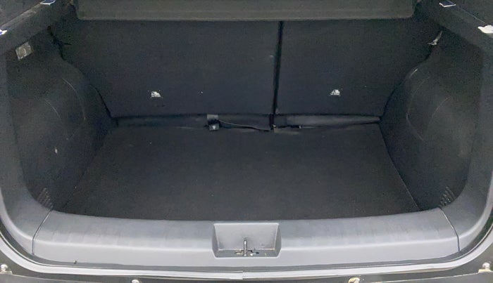 2023 Nissan MAGNITE XV MT, Petrol, Manual, 4,549 km, Boot Inside