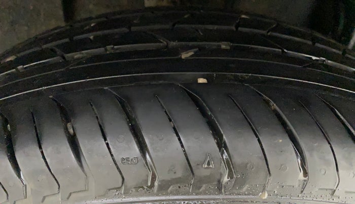 2023 Nissan MAGNITE XV MT, Petrol, Manual, 4,549 km, Right Rear Tyre Tread