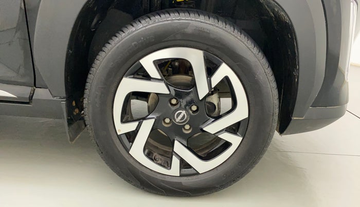 2023 Nissan MAGNITE XV MT, Petrol, Manual, 4,549 km, Right Front Wheel