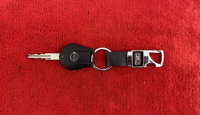 2014 Nissan Micra Active XV S, Petrol, Manual, 61,623 km, Key Close Up